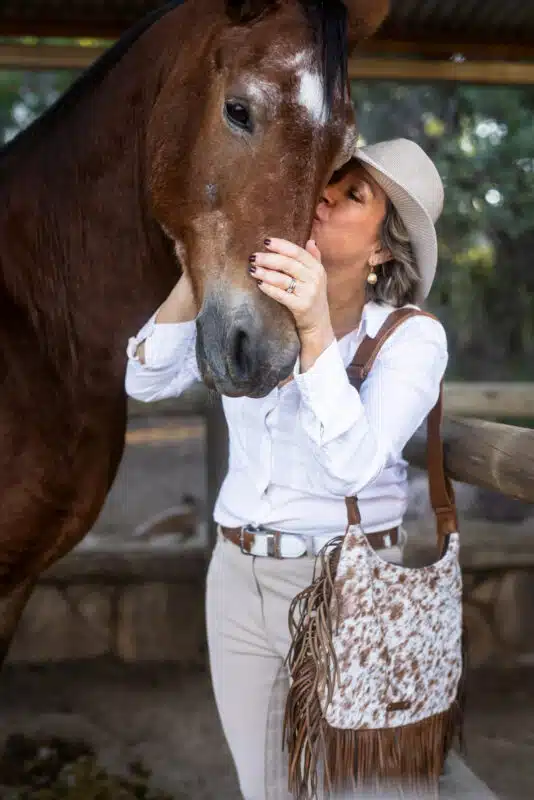 riding-safari-South-Africa-cowhide-finge-bag-Ant-Africa-safari