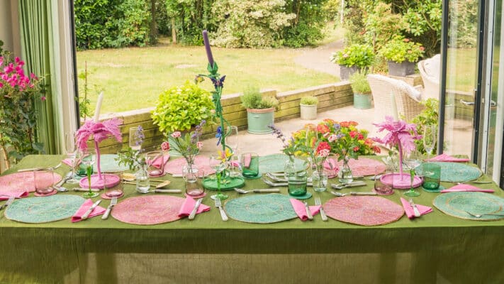 tablemats, summer tablescapes, entertaining, dinner parties, beaded kenyan tablemats