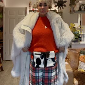 Cowhide belt bag with adjustable leather strap